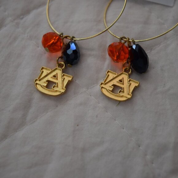 NWT Auburn Sports Hoop Dangle Earrings - Picture 3 of 3
